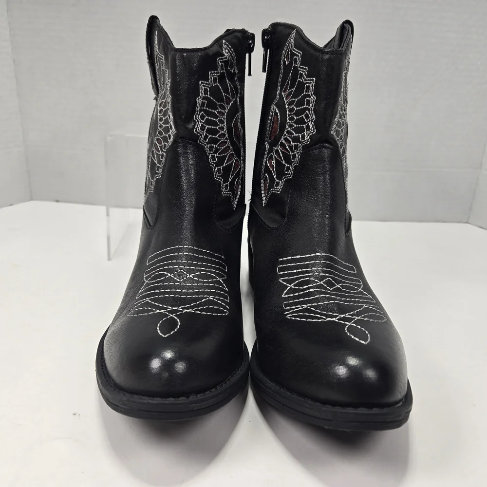 Coconuts By Matisse Bandera Black Western Embroidered Ankle Booties Boots Size 6